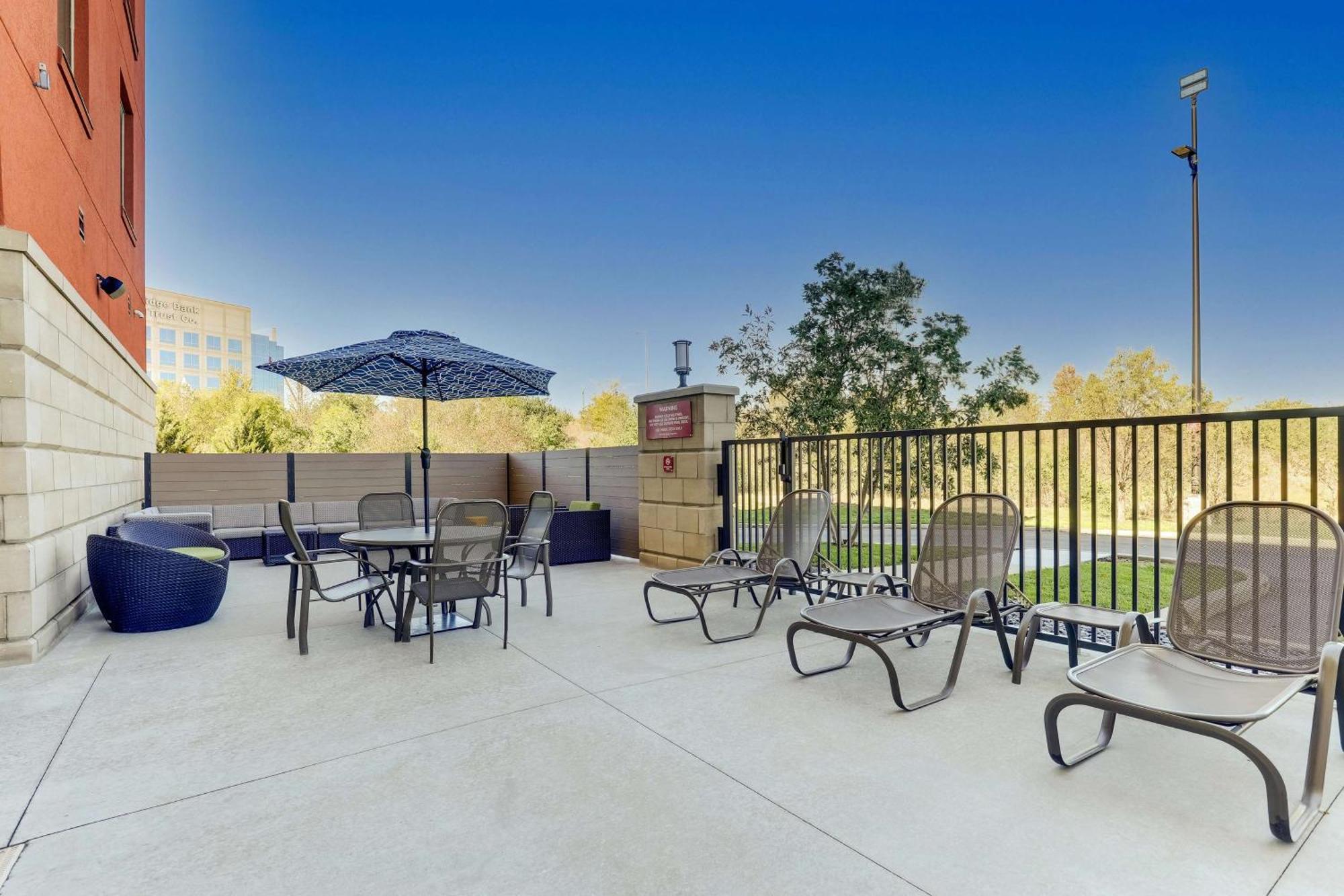 Drury Inn & Suites Independence Kansas City Blue Springs Exterior foto