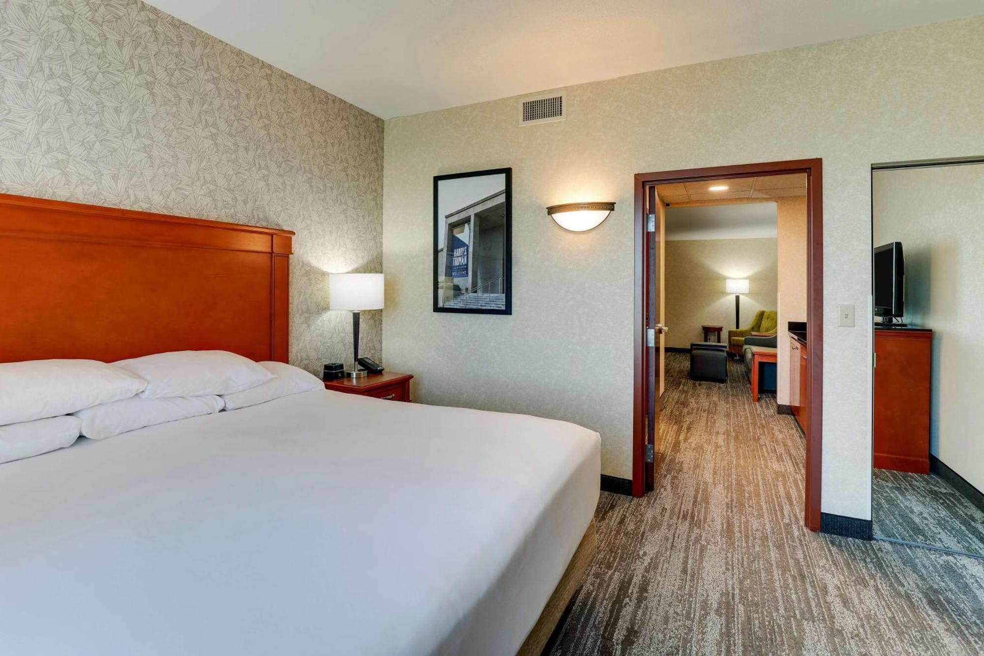 Drury Inn & Suites Independence Kansas City Blue Springs Exterior foto