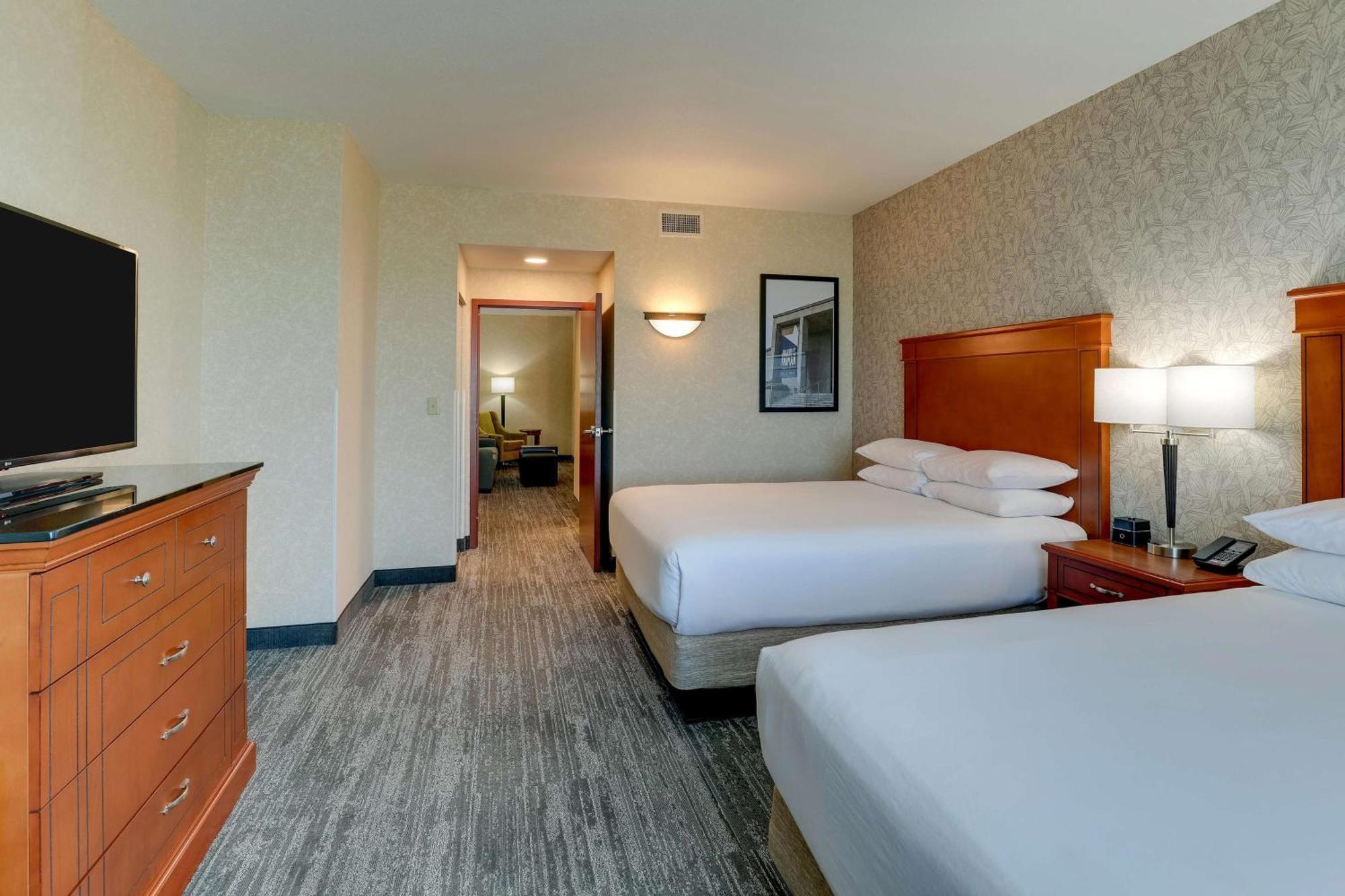 Drury Inn & Suites Independence Kansas City Blue Springs Exterior foto